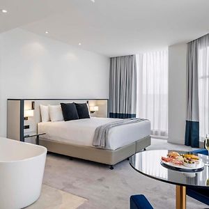 Peppers Premium Deluxe King Suite